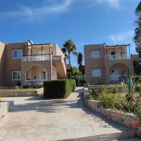 Tersanas Nostalgia Villas מראה חיצוני תמונה